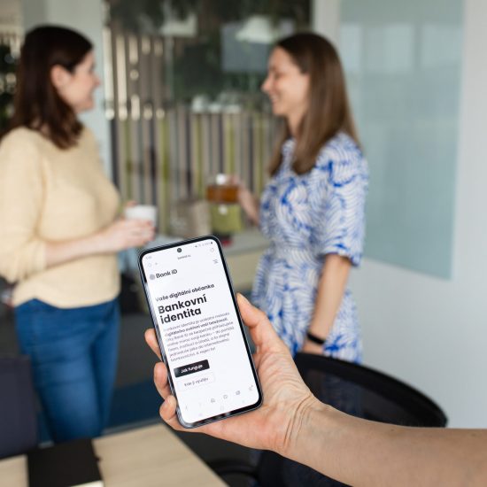 bank-id-mobil-kancelar-zeny