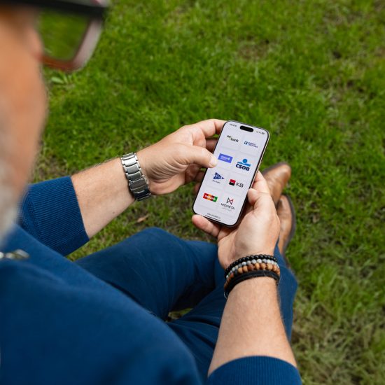 bank-id-mobil-muz-venku